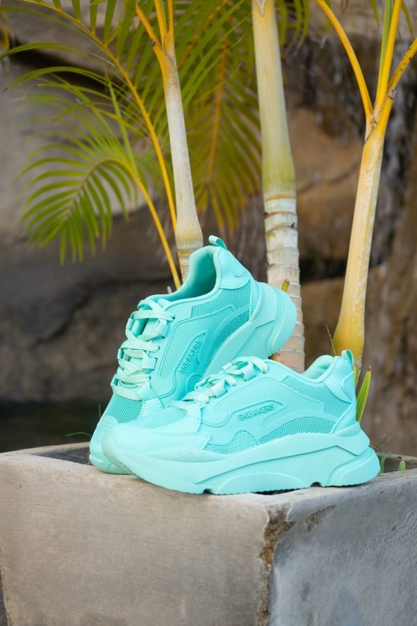 gomas línea sneaker color turquesa